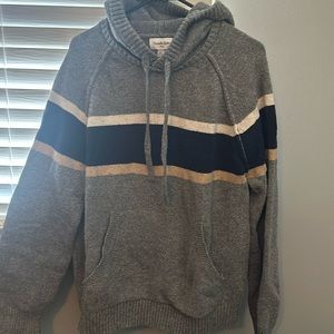Grey Sweater with hood, Men’s XL